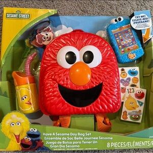 Sesame Street Elmo Backpack Playset - Red
